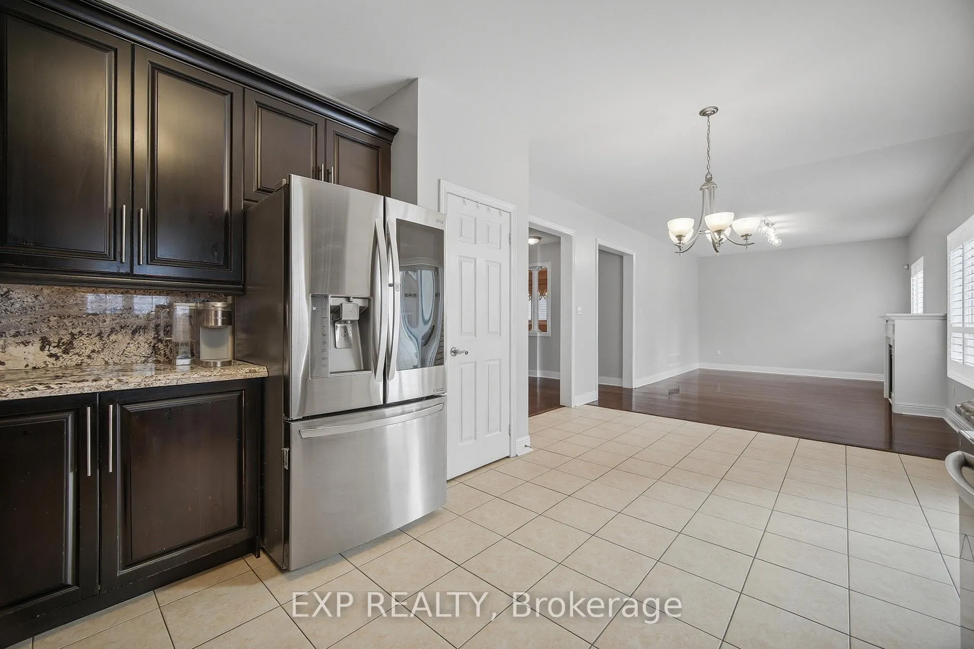 Photo 18 of 94 Kingsview Drive, Vaughan, Vellore Village — HOMEH