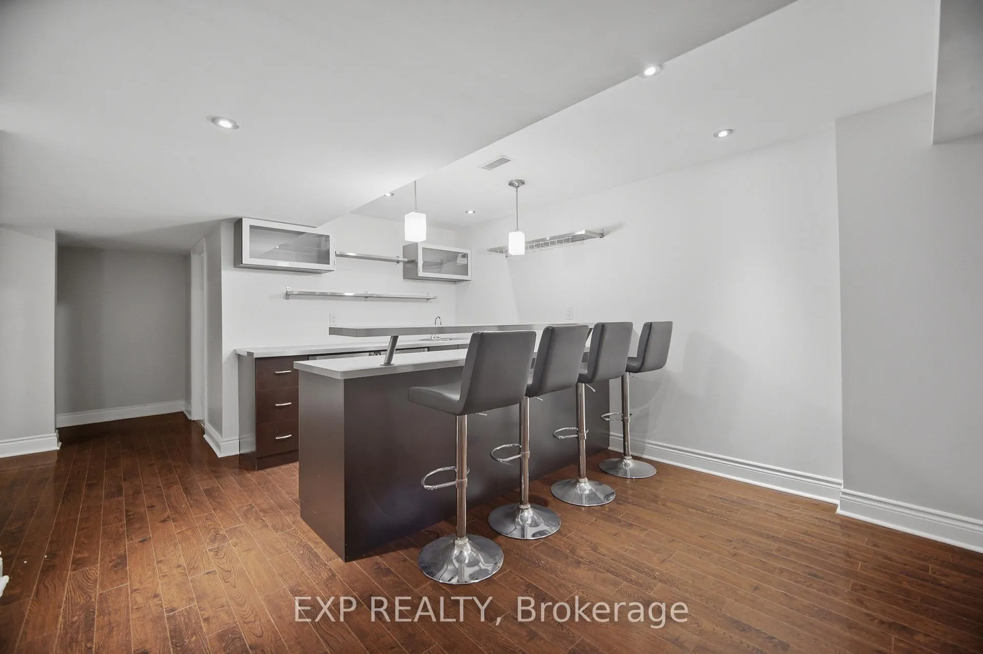 Photo 36 of 94 Kingsview Drive, Vaughan, Vellore Village — HOMEH