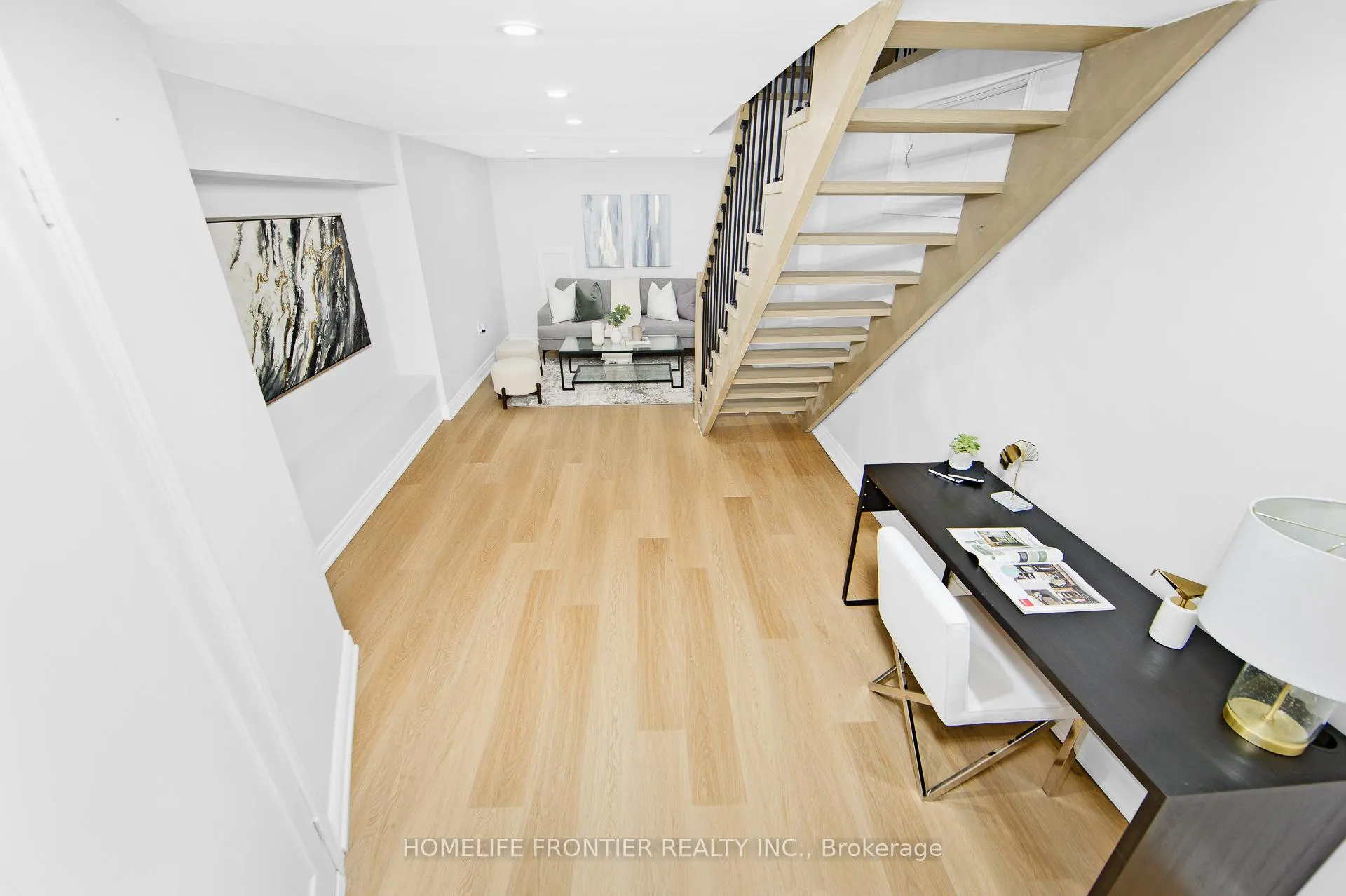 Photo 15 of 2335 1/2 Gerrard Street E, Toronto, East End-Danforth — HOMEH