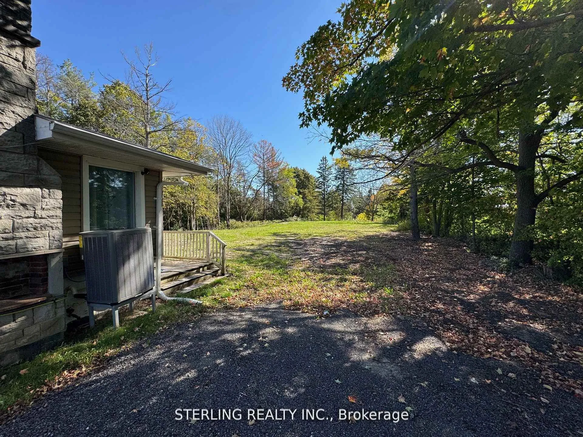 Photo 5 of 345 Myrtle Road E, Whitby, Rural Whitby — HOMEH
