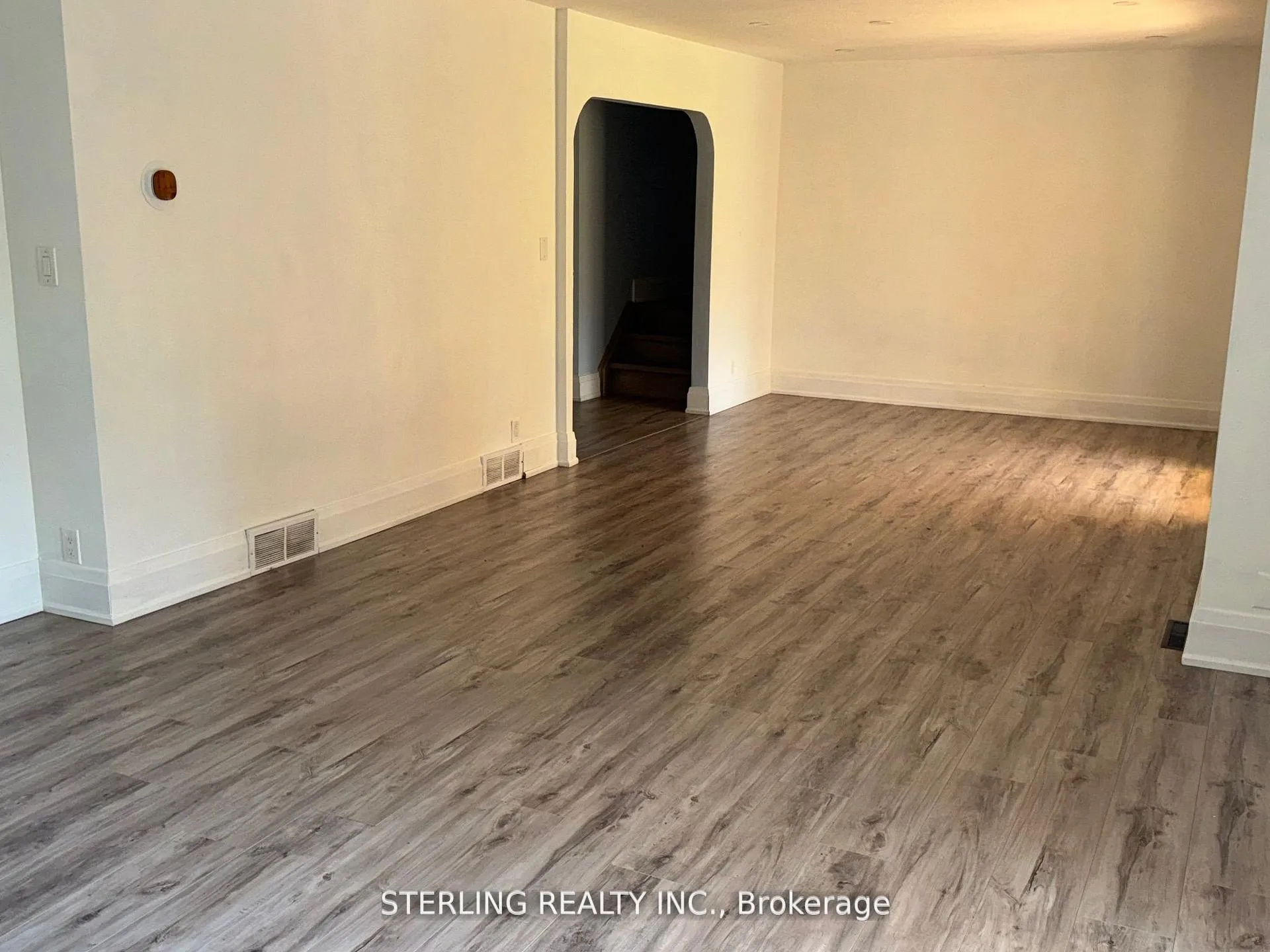Photo 12 of 345 Myrtle Road E, Whitby, Rural Whitby — HOMEH