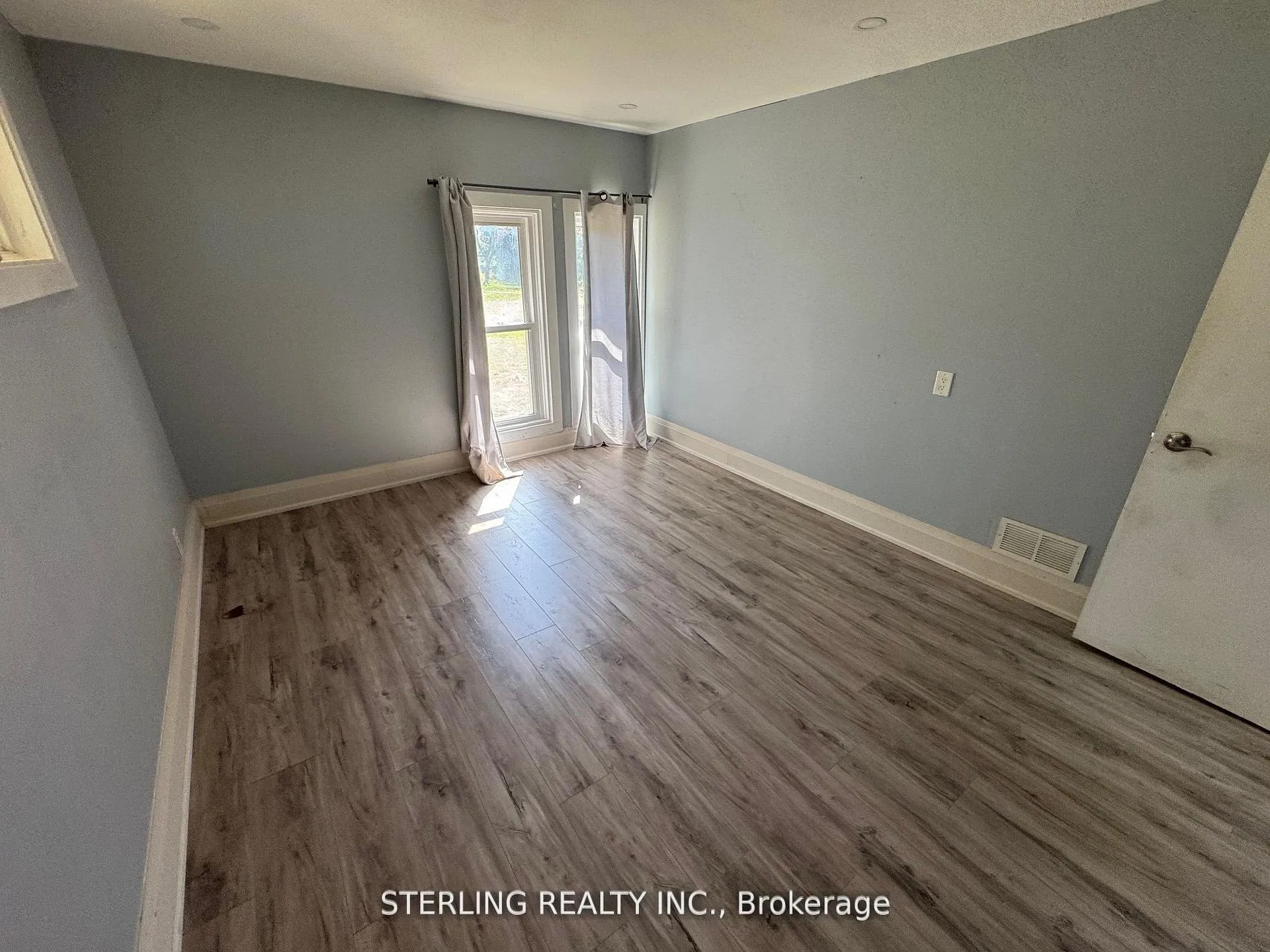 Photo 21 of 345 Myrtle Road E, Whitby, Rural Whitby — HOMEH