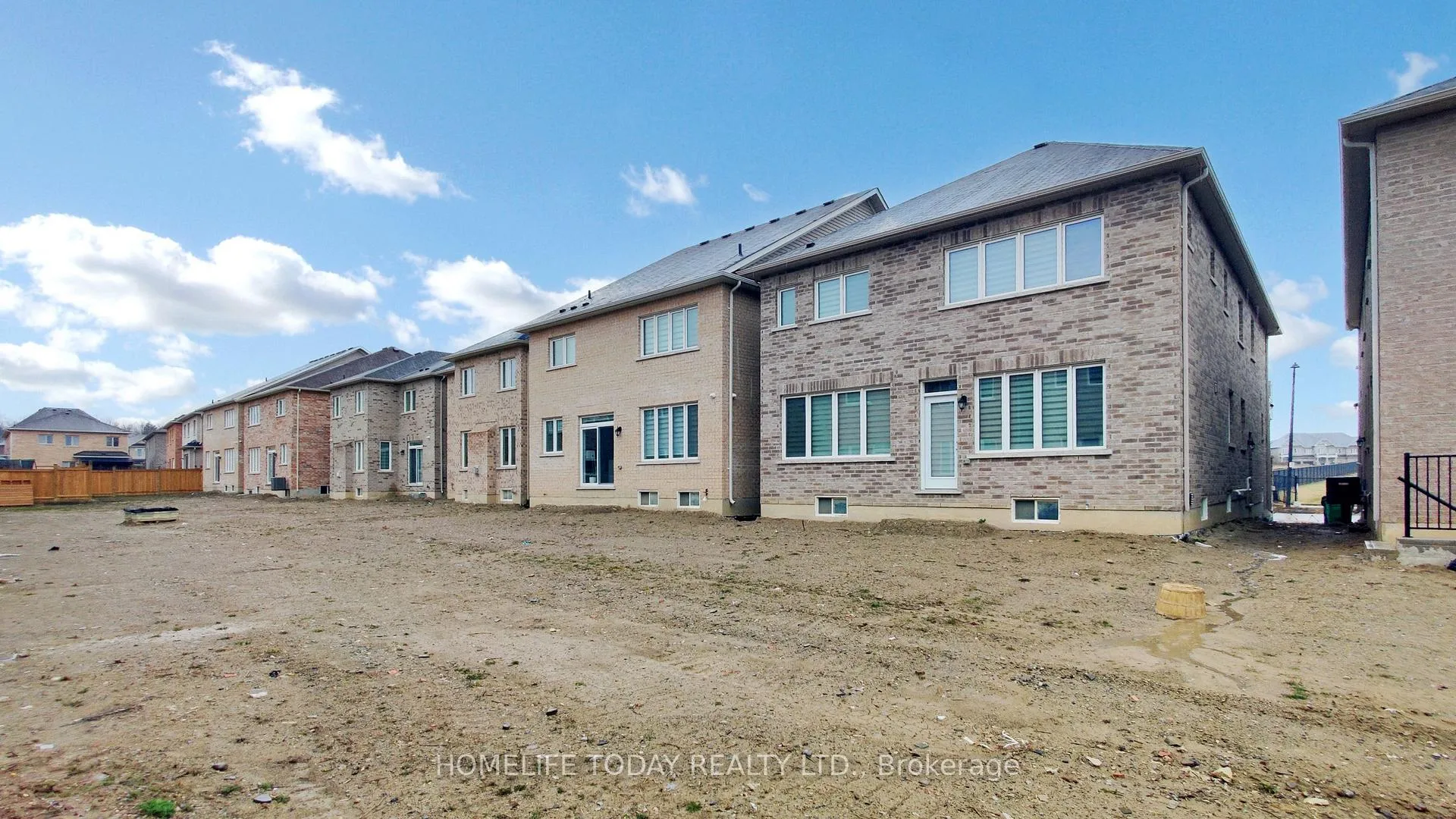 Photo 48 of 11 Portman Street, Caledon, Rural Caledon — HOMEH
