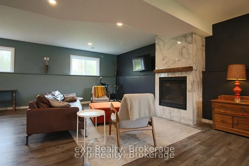 Photo 20 of 172 North Street N, Grey Highlands — HOMEH