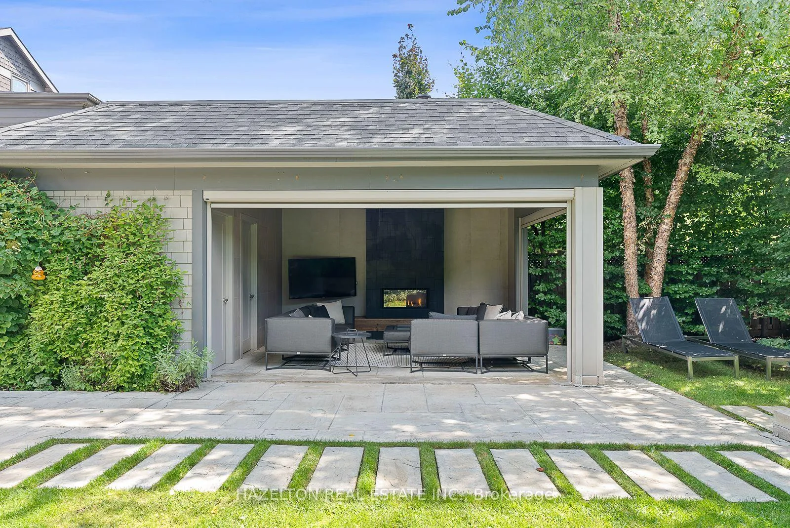 Photo 10 of 97 Strathallan Boulevard, Toronto, Lawrence Park South — HOMEH