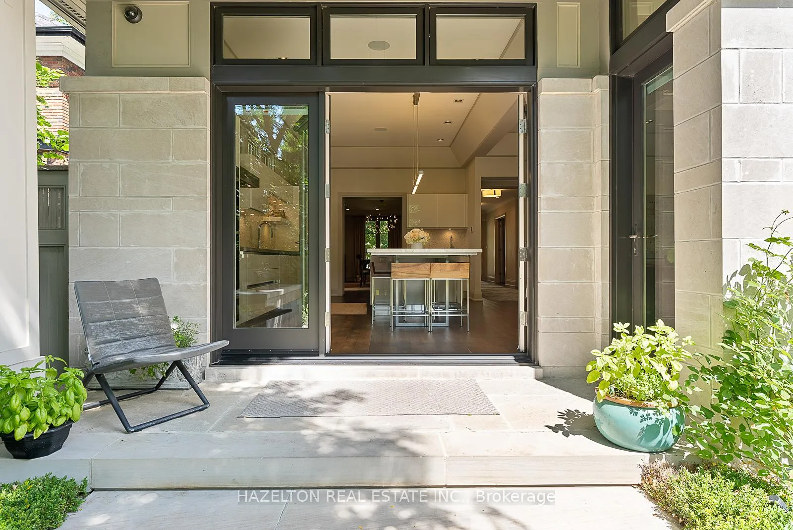 Photo 15 of 97 Strathallan Boulevard, Toronto, Lawrence Park South — HOMEH