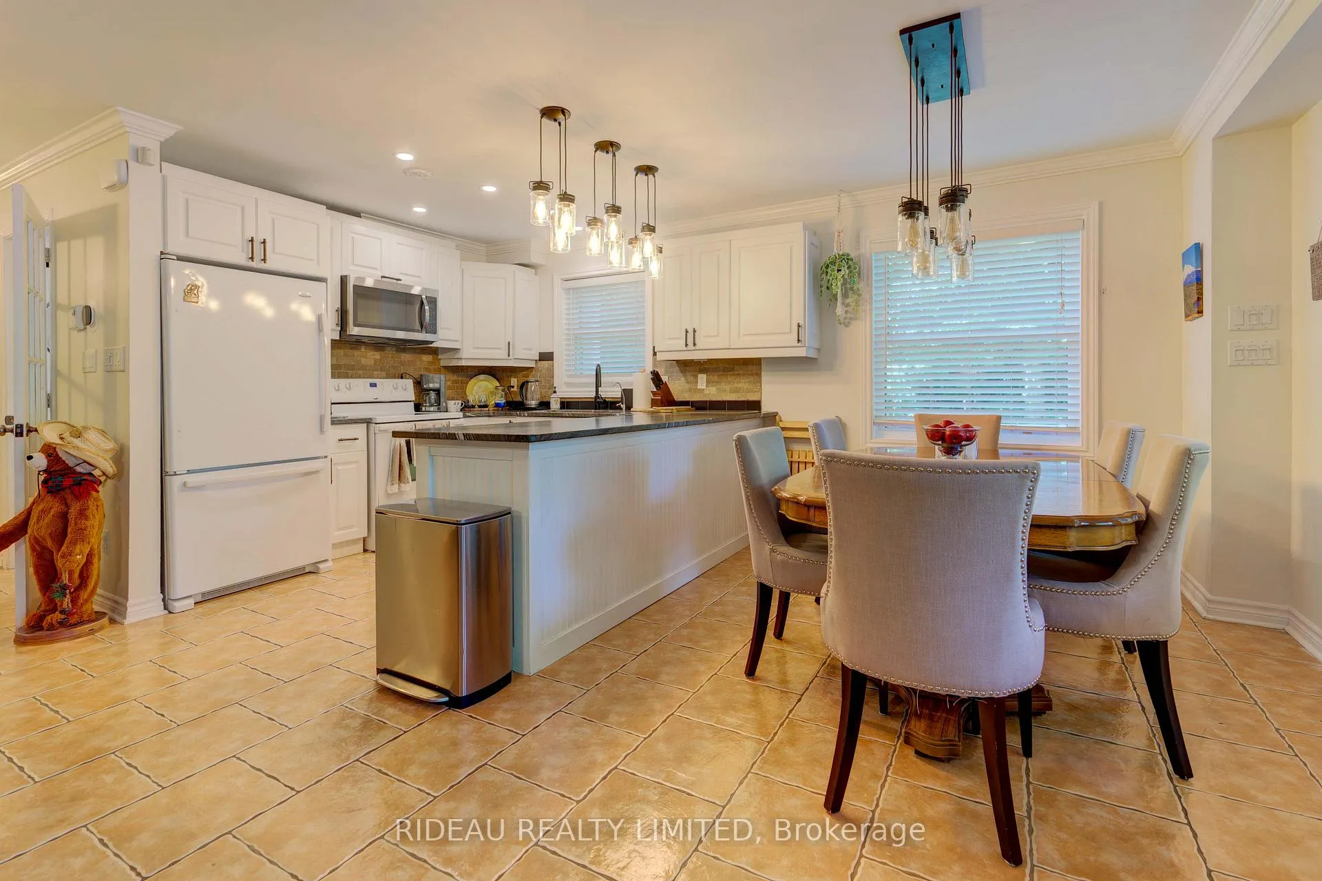 Photo 14 of 133 Swan Lane, Rideau Lakes, Rideau Lakes (North Crosby) Twp — HOMEH
