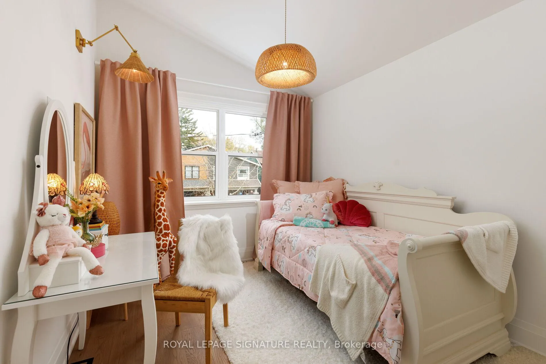 Photo 30 of 63 Orchard Park Boulevard, Toronto, Woodbine Corridor — HOMEH