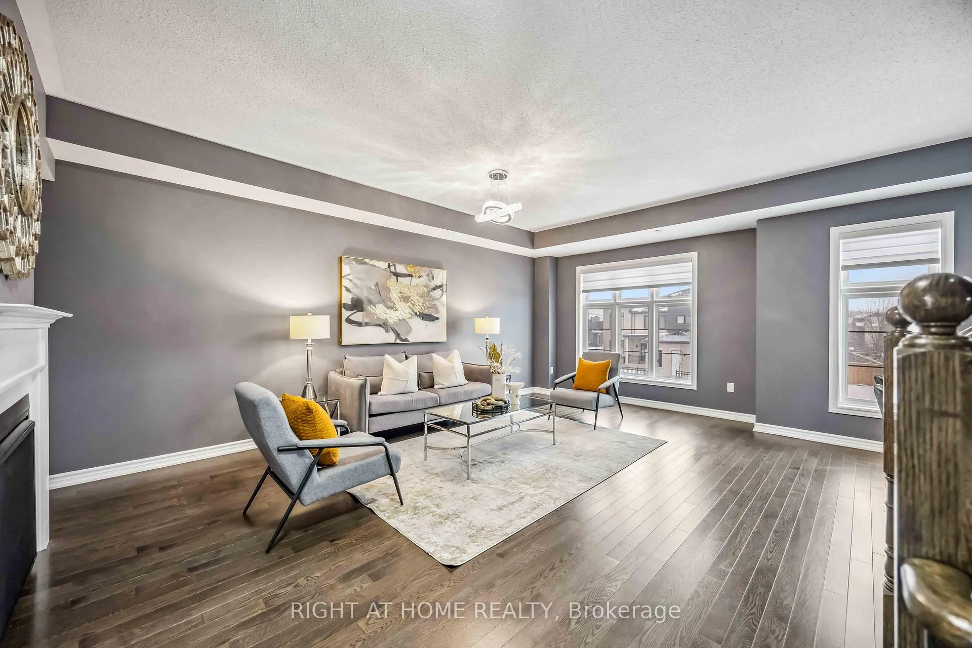 Photo 10 of 36 Westbury Way, Whitby, Brooklin — HOMEH