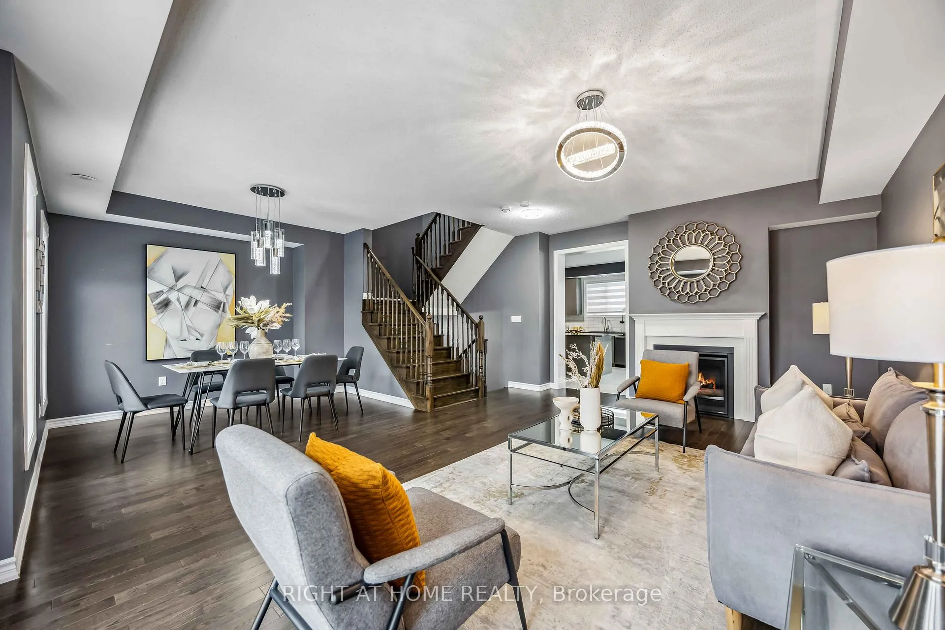 Photo 14 of 36 Westbury Way, Whitby, Brooklin — HOMEH