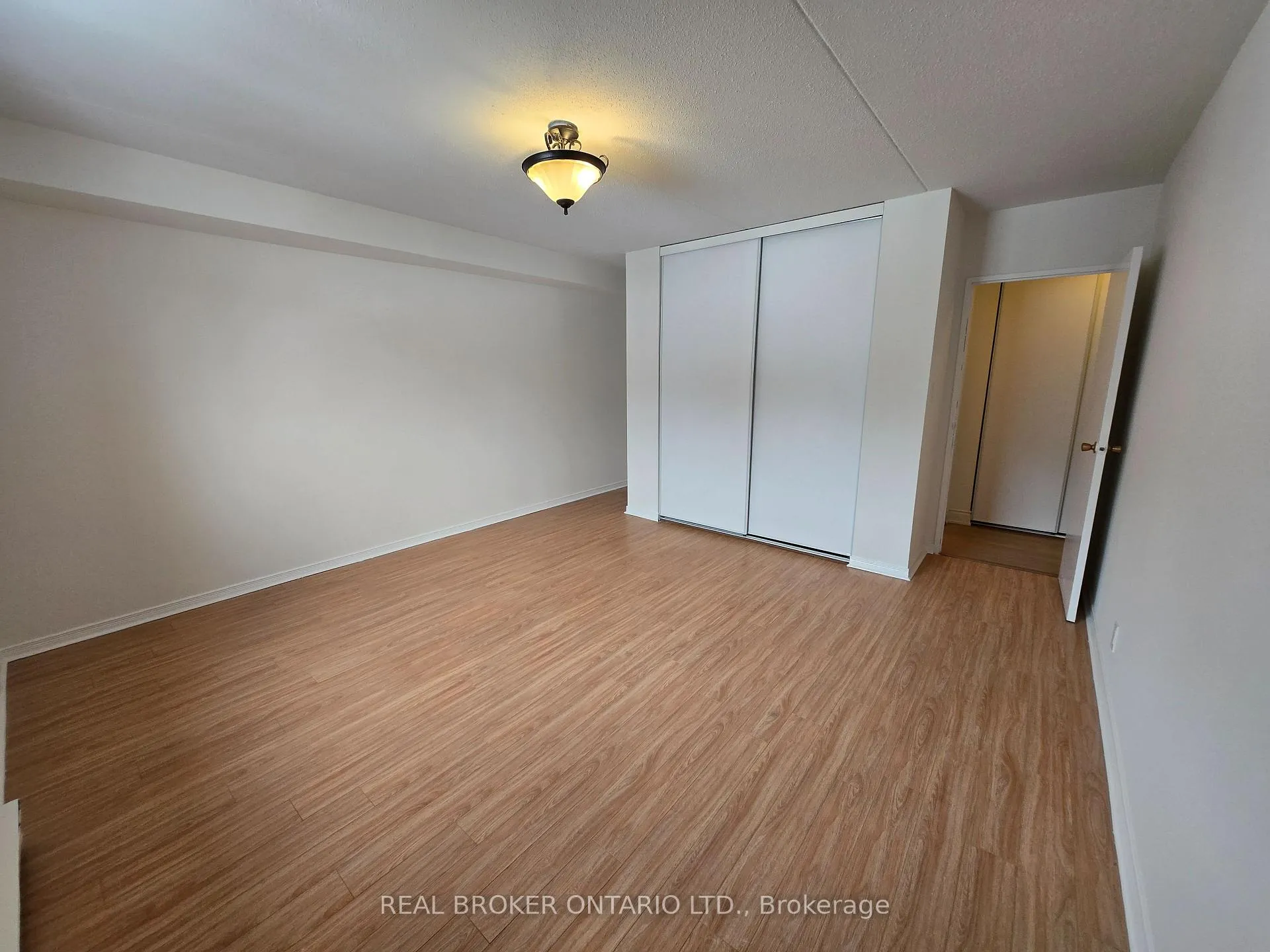 Photo 7 of Unit Apt #20, 15 Wellington Rd 124, Erin — HOMEH