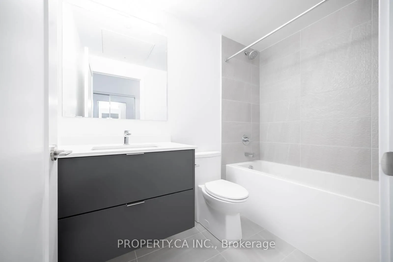 Photo 11 of Unit 905A, 9763 Markham Road, Markham, Greensborough — HOMEH
