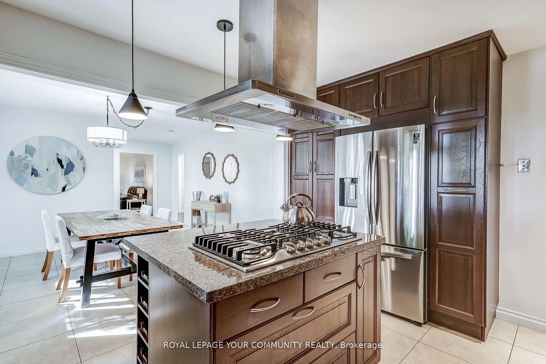 Photo 14 of 2408 14th Line, Innisfil, Gilford — HOMEH