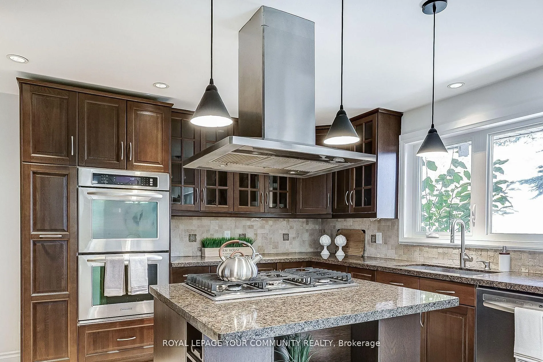 Photo 16 of 2408 14th Line, Innisfil, Gilford — HOMEH