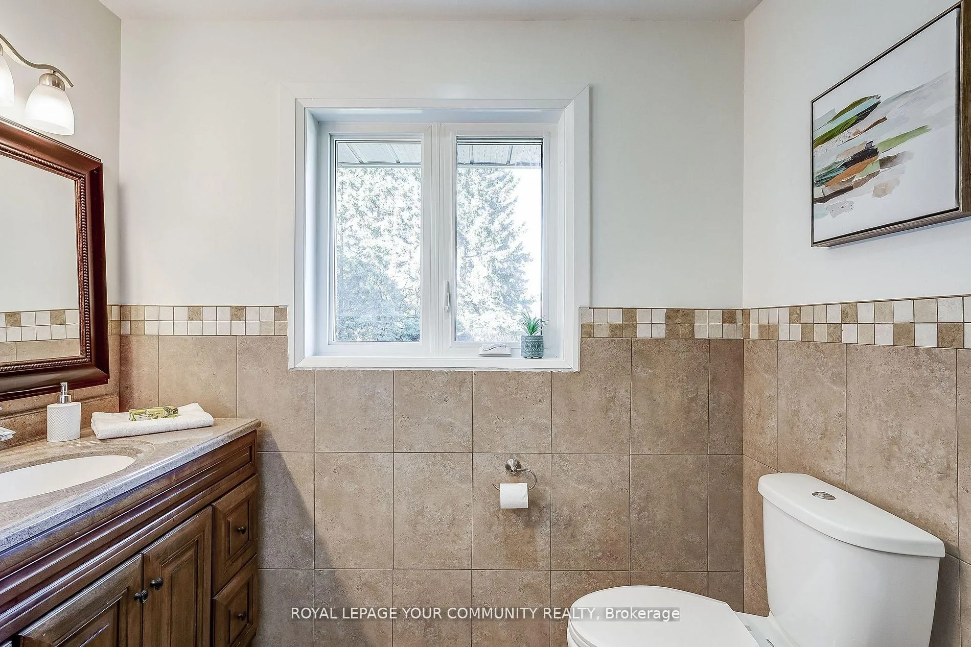 Photo 28 of 2408 14th Line, Innisfil, Gilford — HOMEH
