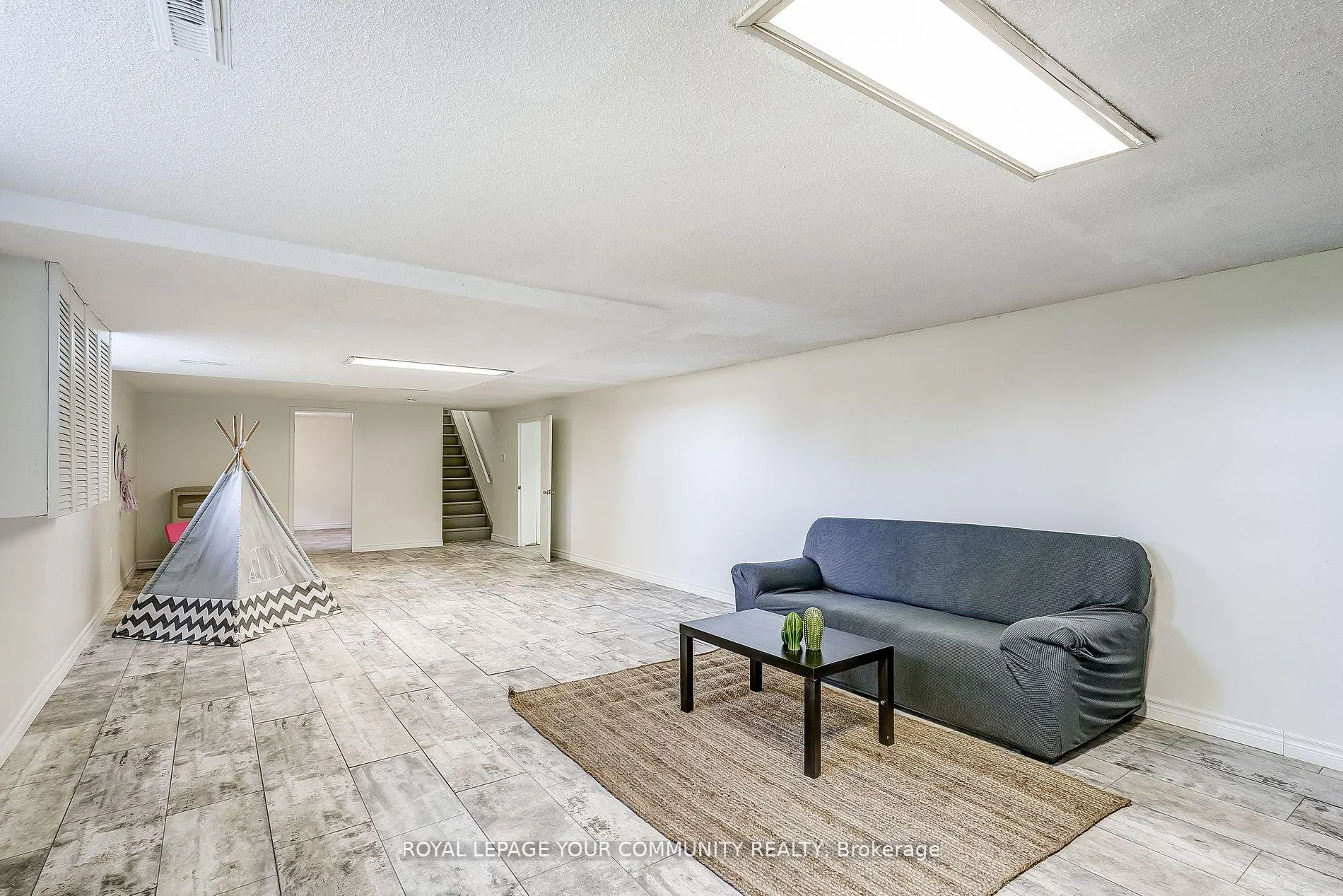 Photo 32 of 2408 14th Line, Innisfil, Gilford — HOMEH