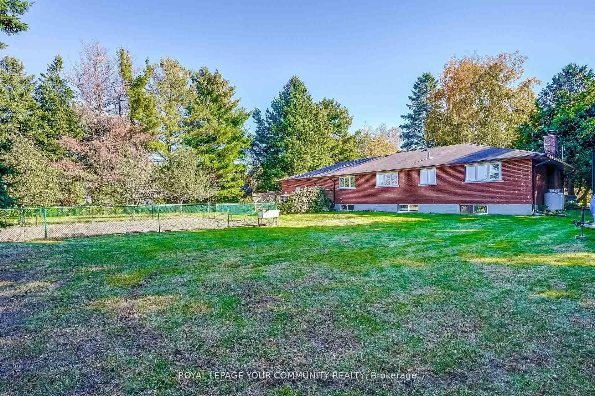 Photo 39 of 2408 14th Line, Innisfil, Gilford — HOMEH