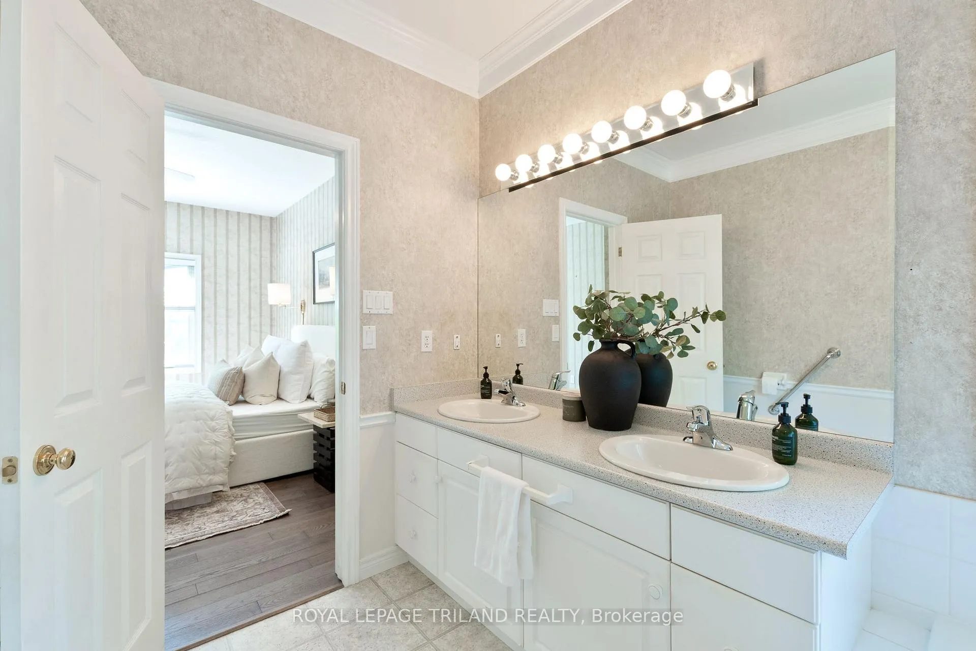 Photo 20 of 45 Stephen Moore Drive, Middlesex Centre, Kilworth — HOMEH