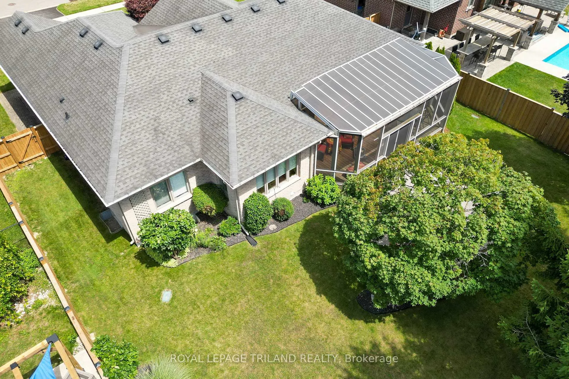 Photo 36 of 45 Stephen Moore Drive, Middlesex Centre, Kilworth — HOMEH