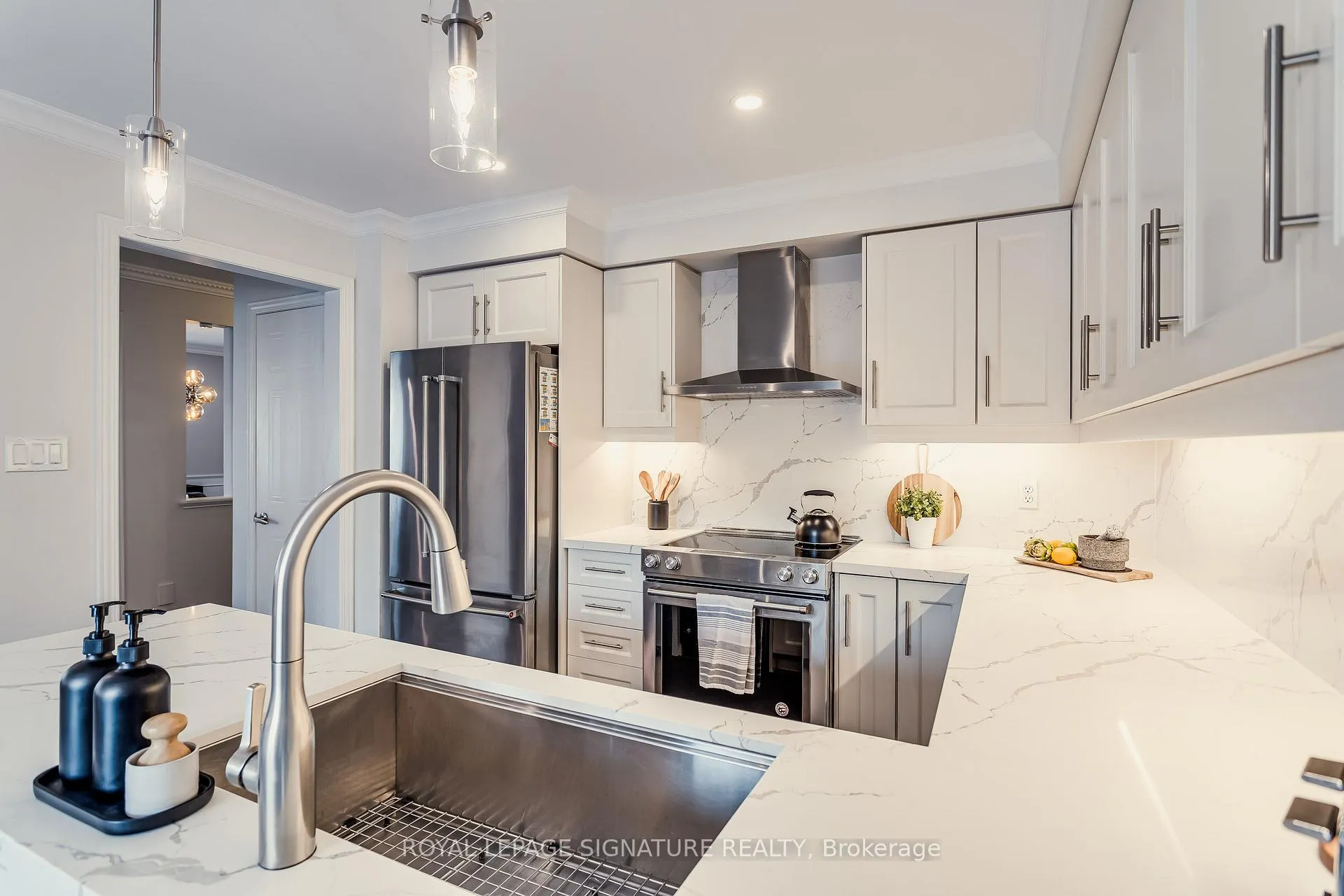 Photo 14 of 2 Valentine Place, Vaughan, Brownridge — HOMEH