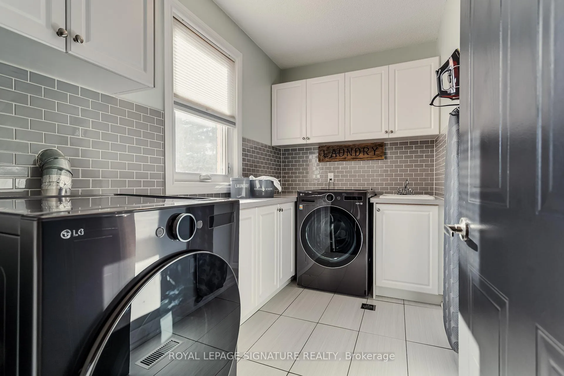 Photo 31 of 2 Valentine Place, Vaughan, Brownridge — HOMEH