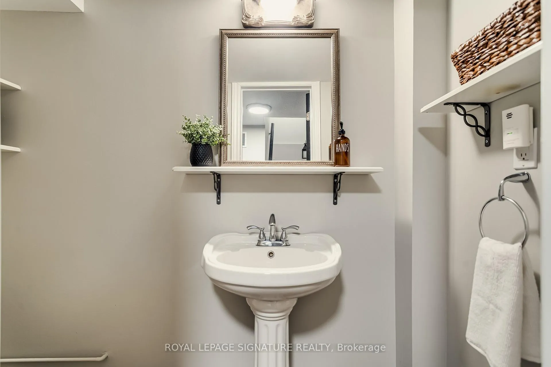 Photo 34 of 2 Valentine Place, Vaughan, Brownridge — HOMEH