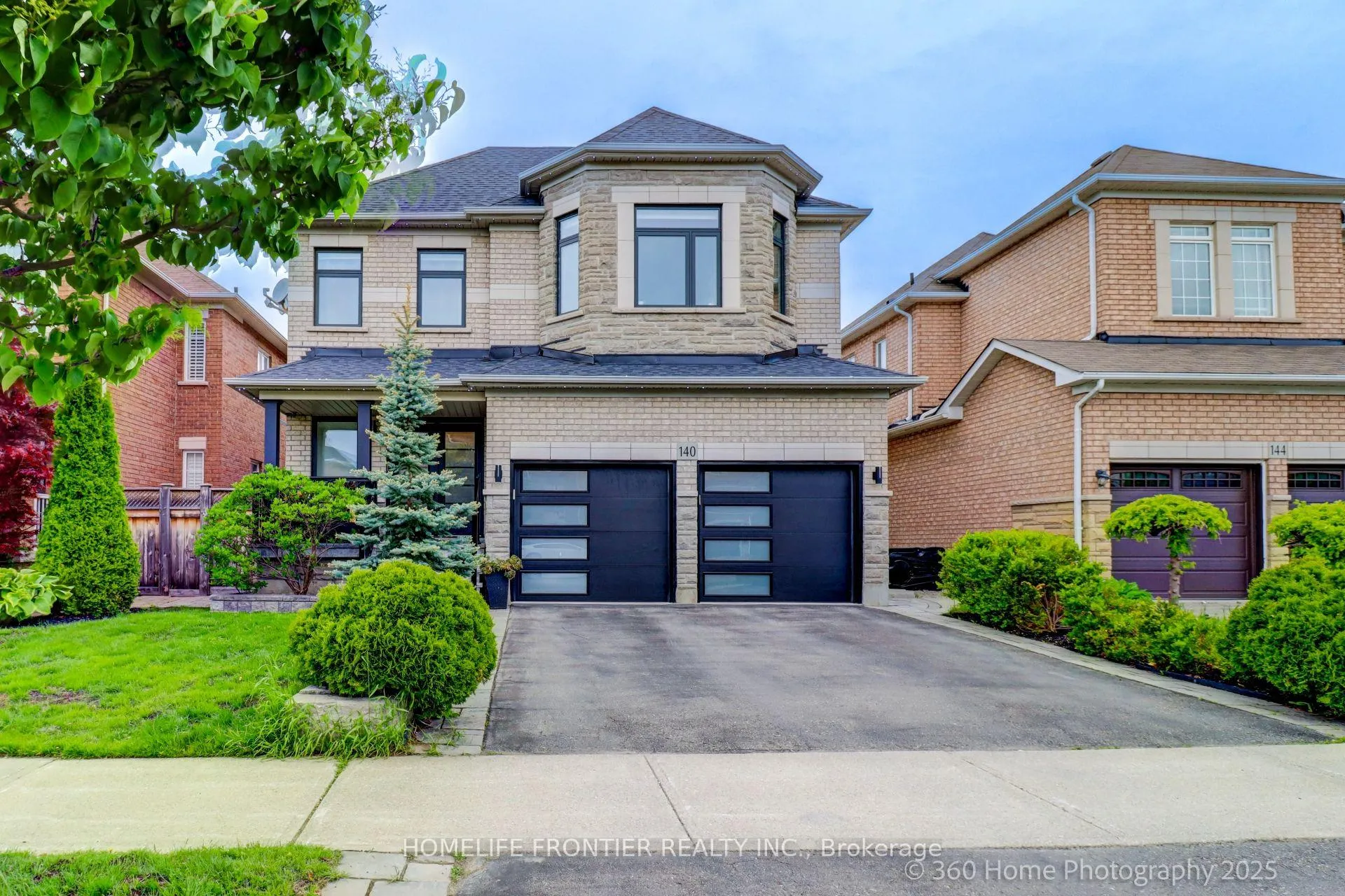 Photo 2 of 140 Lormel Gate, Vaughan, Vellore Village — HOMEH