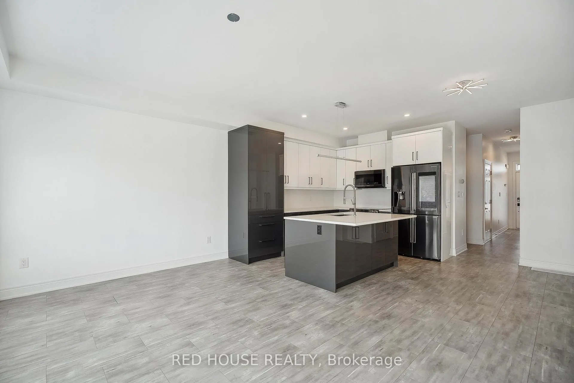 Photo 8 of 66 Venture Way, Thorold, Rolling Meadows — HOMEH