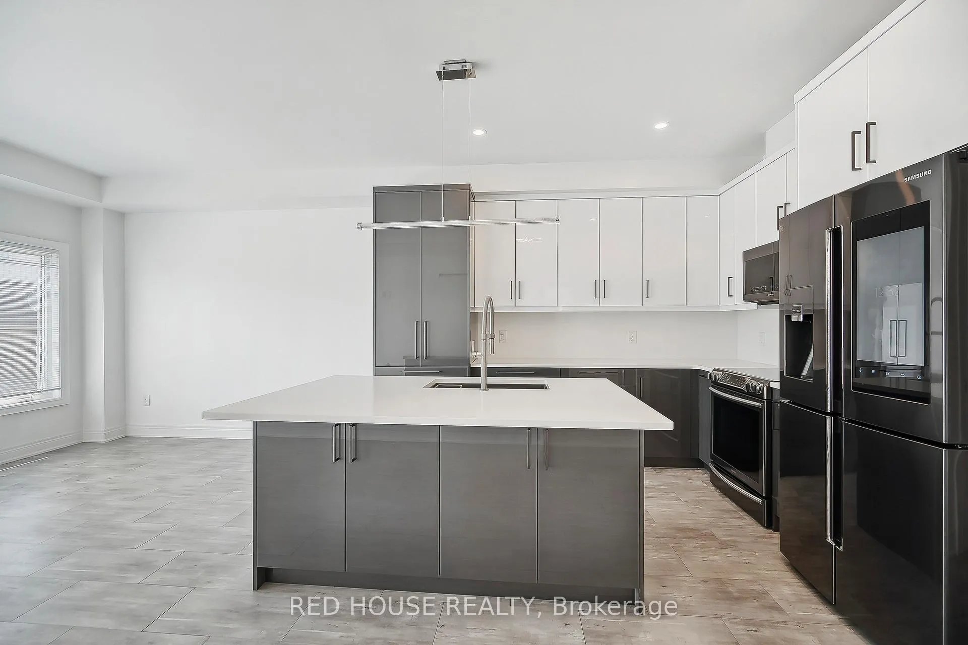 Photo 9 of 66 Venture Way, Thorold, Rolling Meadows — HOMEH