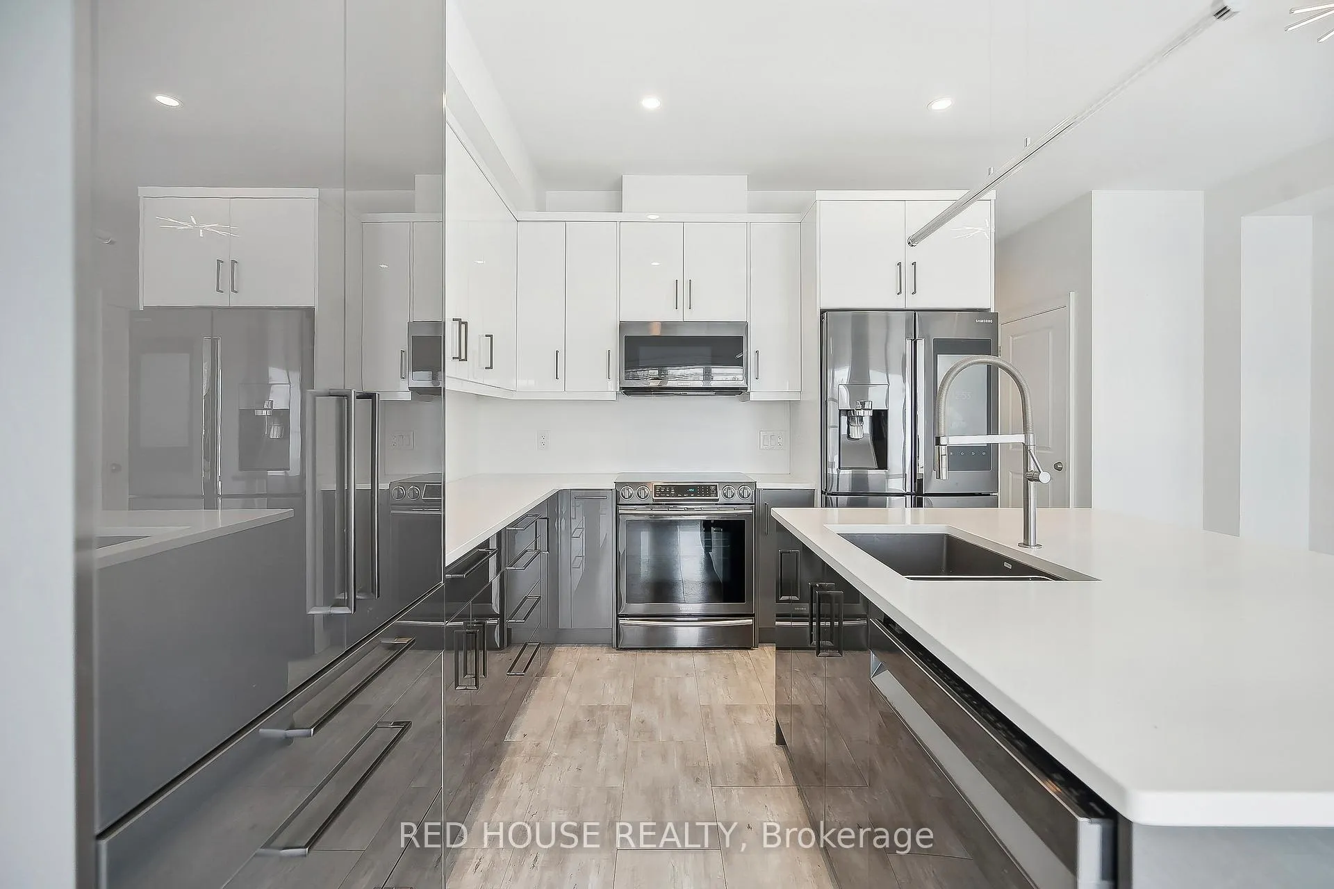 Photo 10 of 66 Venture Way, Thorold, Rolling Meadows — HOMEH