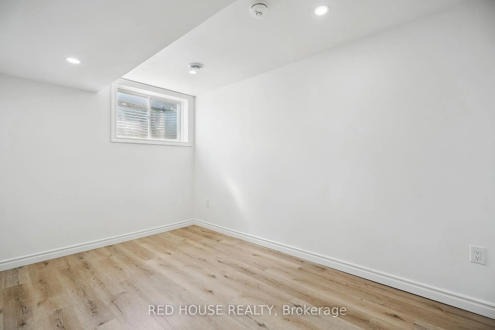 Photo 27 of 66 Venture Way, Thorold, Rolling Meadows — HOMEH