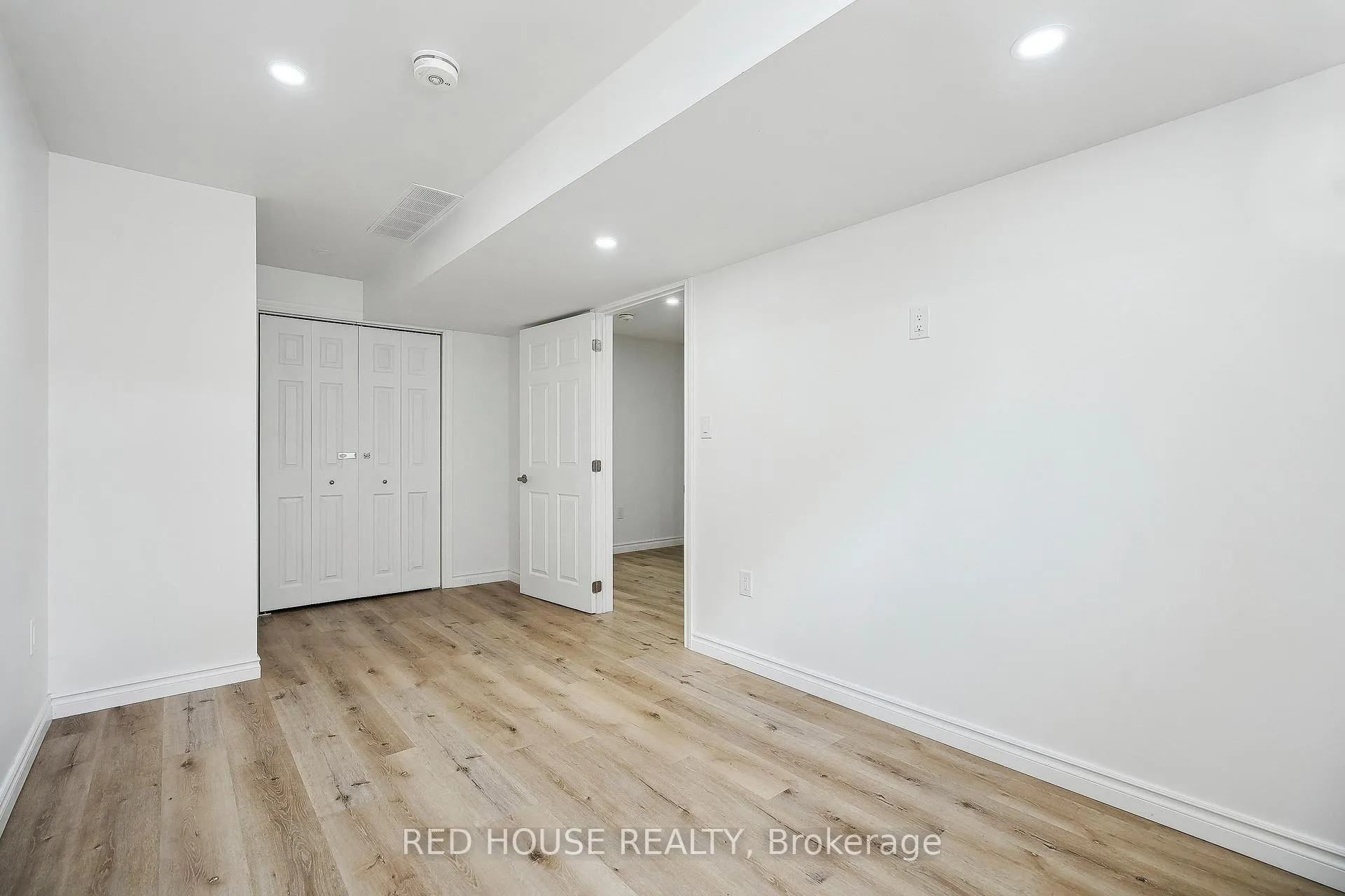 Photo 29 of 66 Venture Way, Thorold, Rolling Meadows — HOMEH