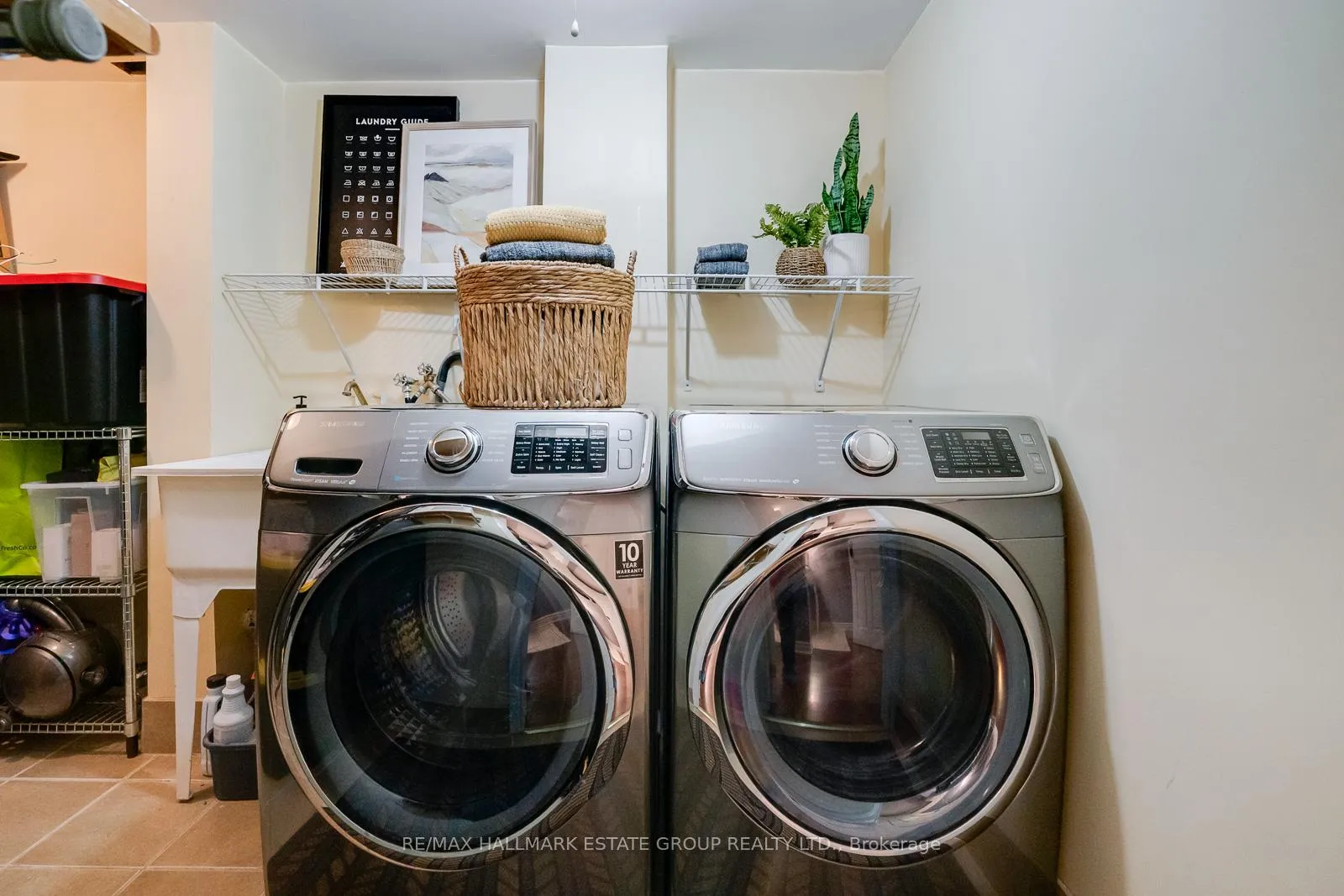 Photo 43 of 647 Sunbird Trail, Pickering, Amberlea — HOMEH