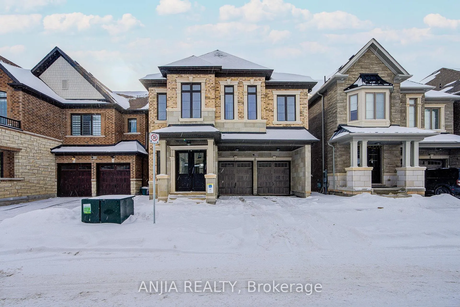 Photo 1 of 3428 Mosley Gate, Oakville, Glenorchy — HOMEH