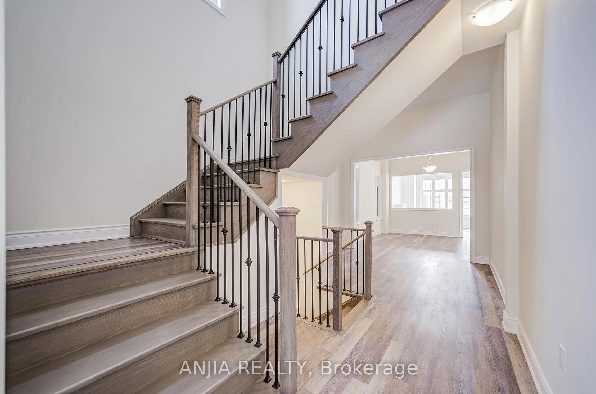 Photo 6 of 3428 Mosley Gate, Oakville, Glenorchy — HOMEH