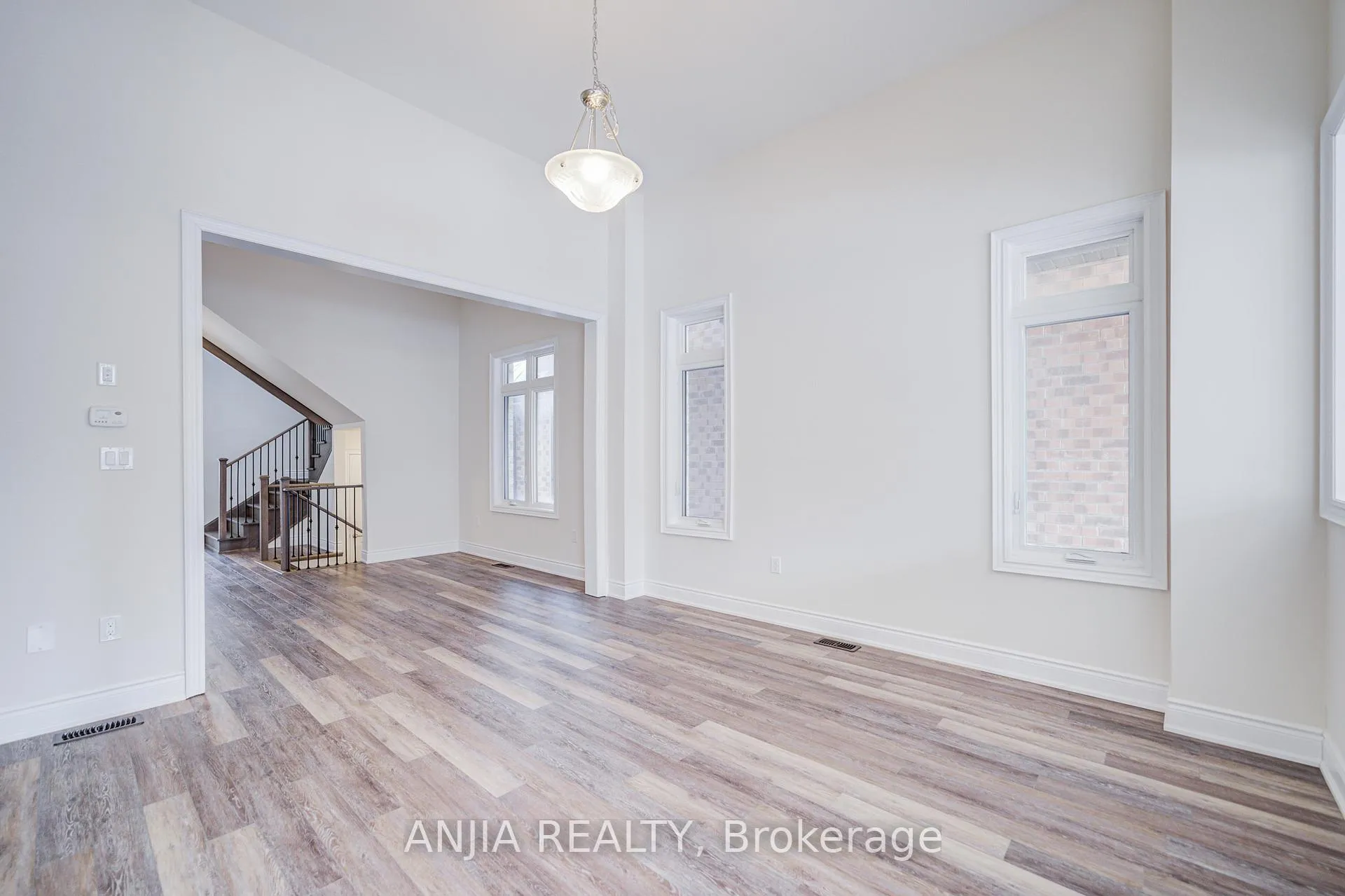 Photo 10 of 3428 Mosley Gate, Oakville, Glenorchy — HOMEH