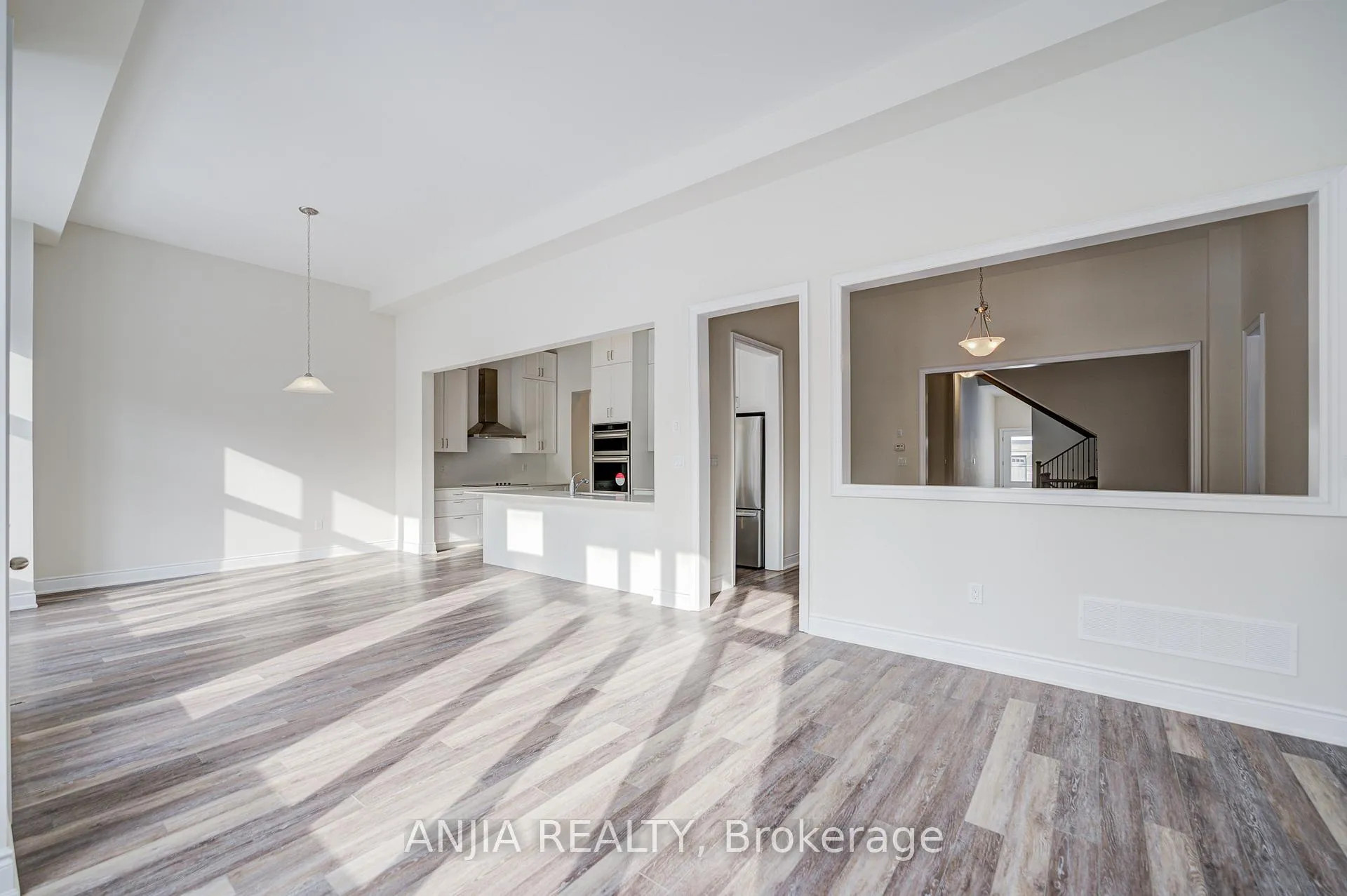 Photo 12 of 3428 Mosley Gate, Oakville, Glenorchy — HOMEH