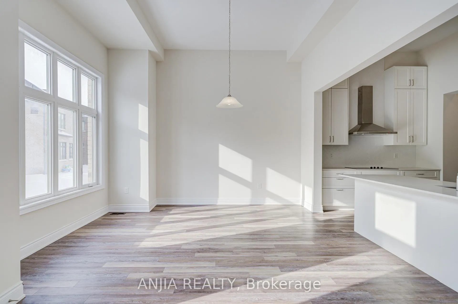 Photo 14 of 3428 Mosley Gate, Oakville, Glenorchy — HOMEH