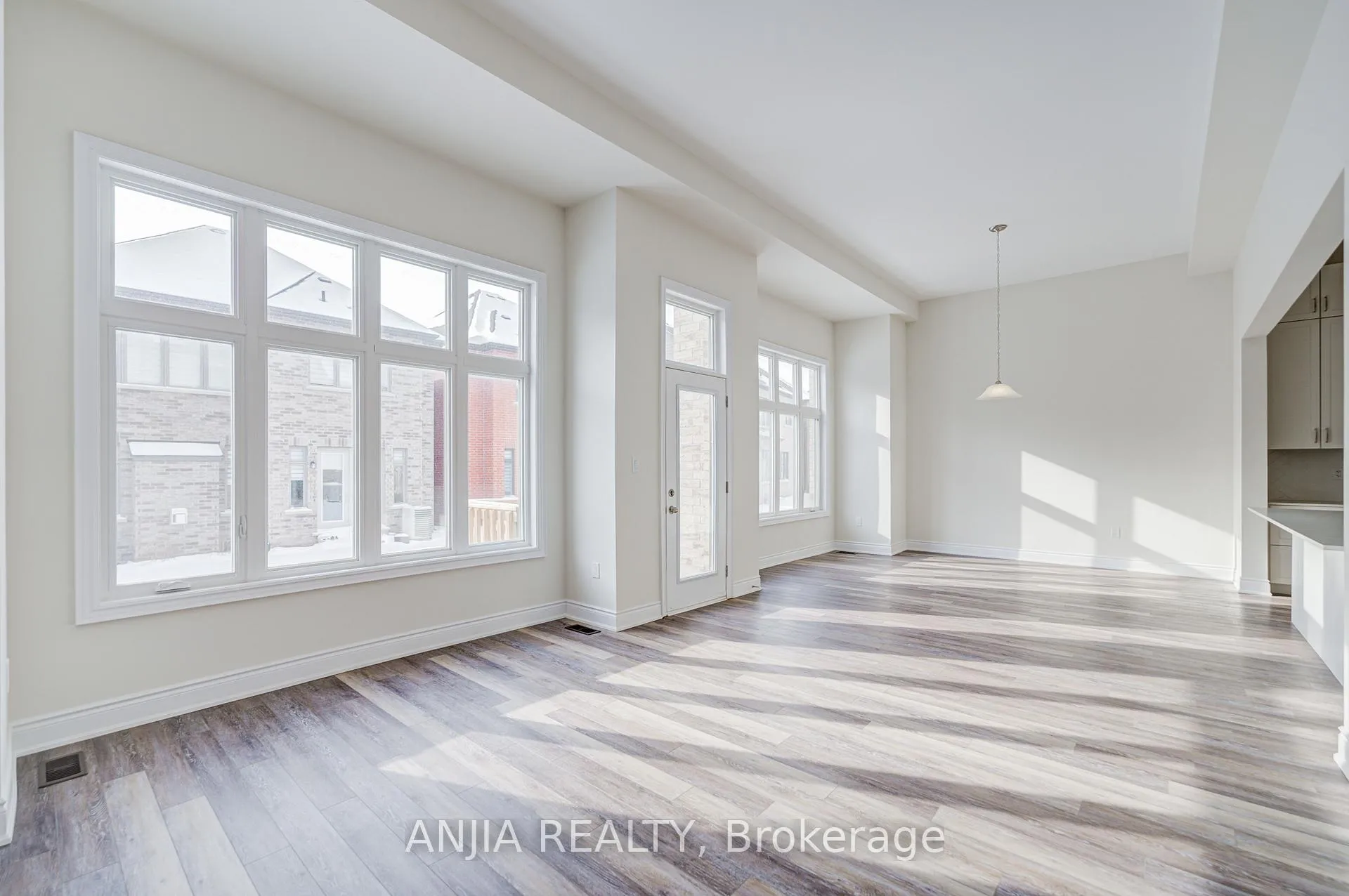 Photo 15 of 3428 Mosley Gate, Oakville, Glenorchy — HOMEH