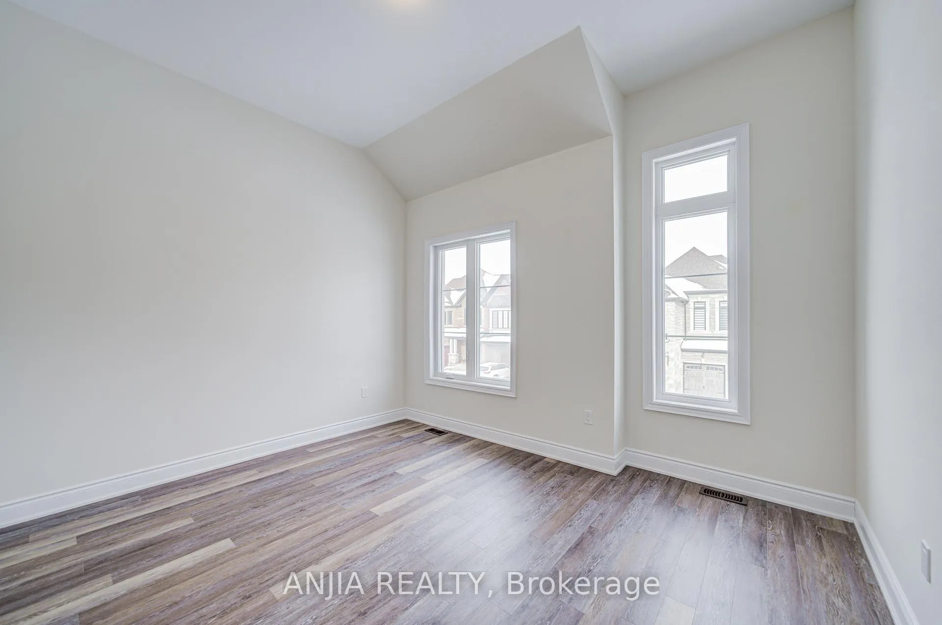 Photo 29 of 3428 Mosley Gate, Oakville, Glenorchy — HOMEH