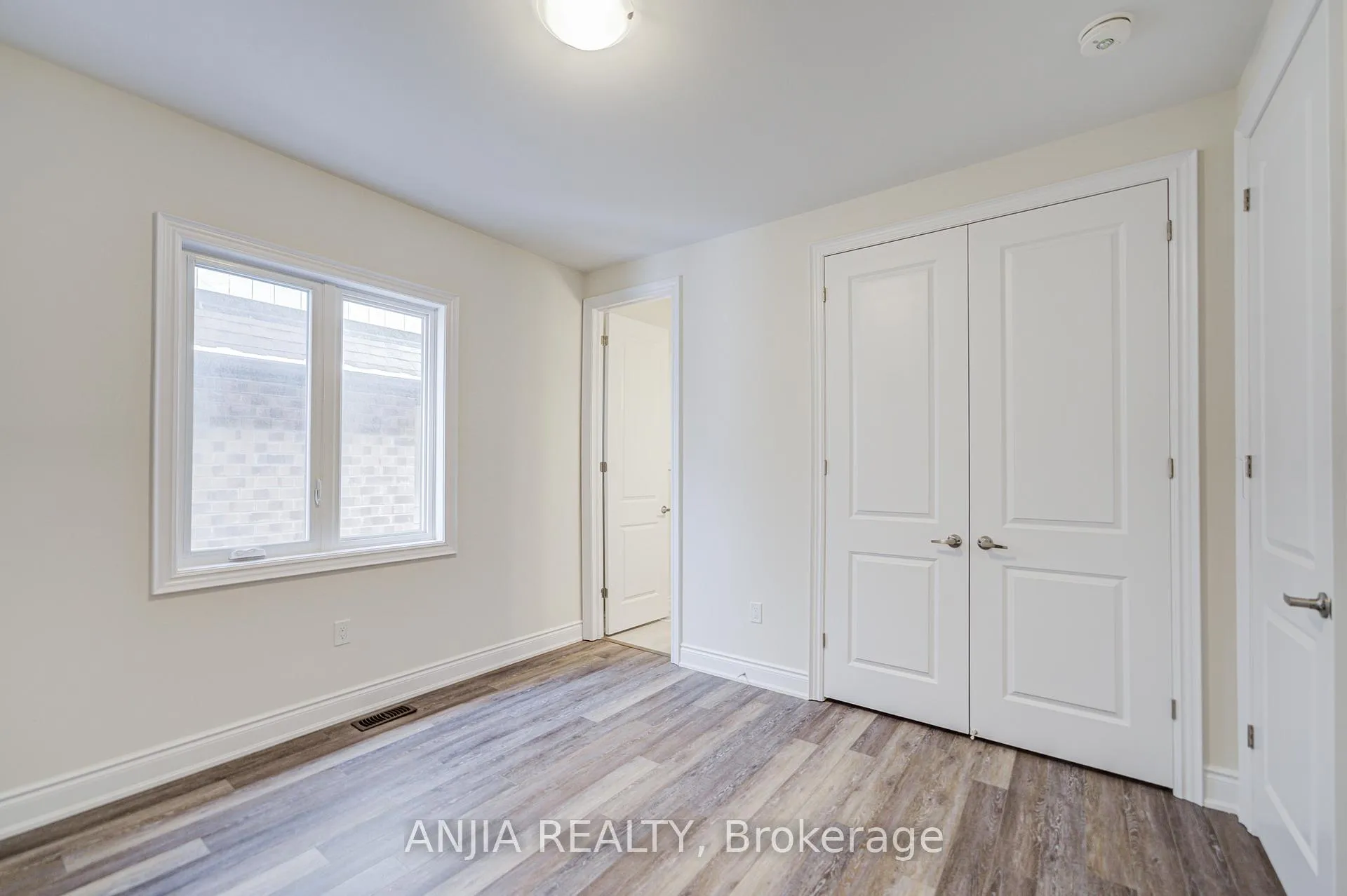 Photo 38 of 3428 Mosley Gate, Oakville, Glenorchy — HOMEH