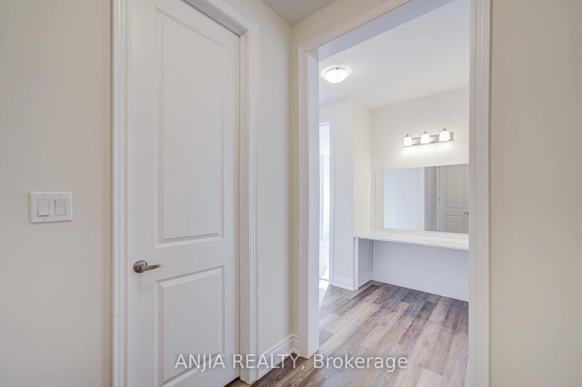 Photo 40 of 3428 Mosley Gate, Oakville, Glenorchy — HOMEH