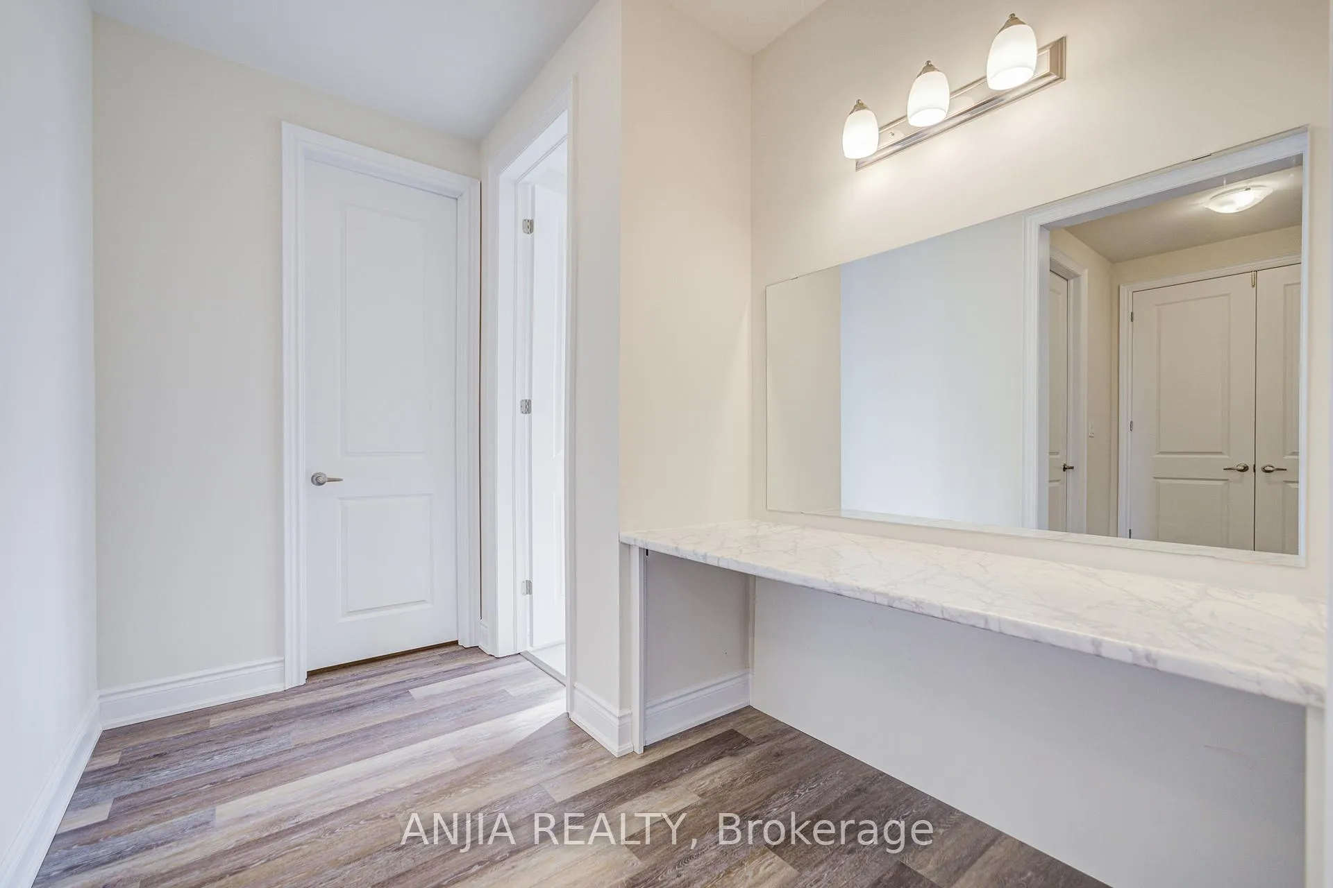 Photo 41 of 3428 Mosley Gate, Oakville, Glenorchy — HOMEH