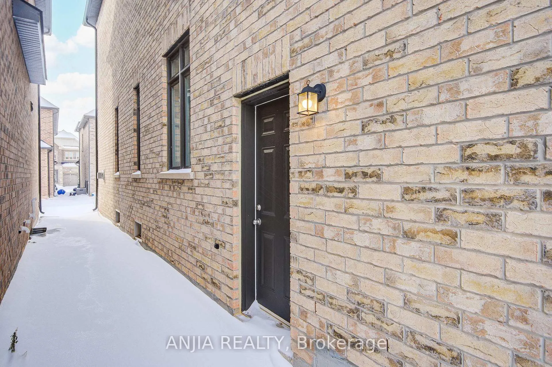 Photo 49 of 3428 Mosley Gate, Oakville, Glenorchy — HOMEH