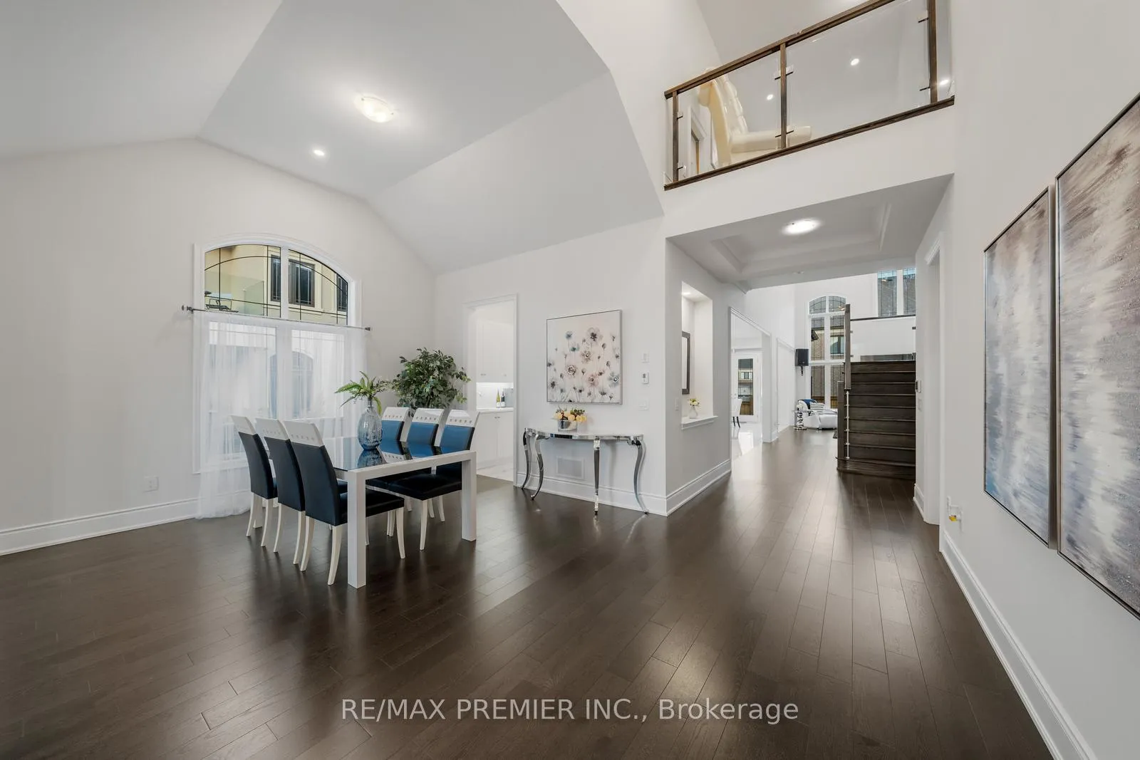 Photo 11 of 57 Appleyard Avenue, Vaughan, Kleinburg — HOMEH