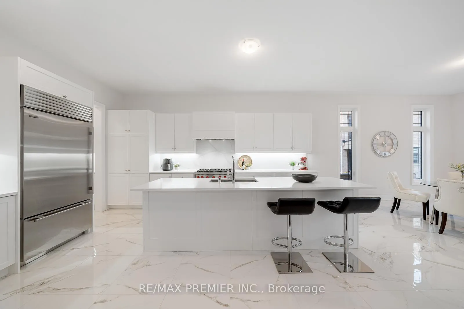 Photo 14 of 57 Appleyard Avenue, Vaughan, Kleinburg — HOMEH