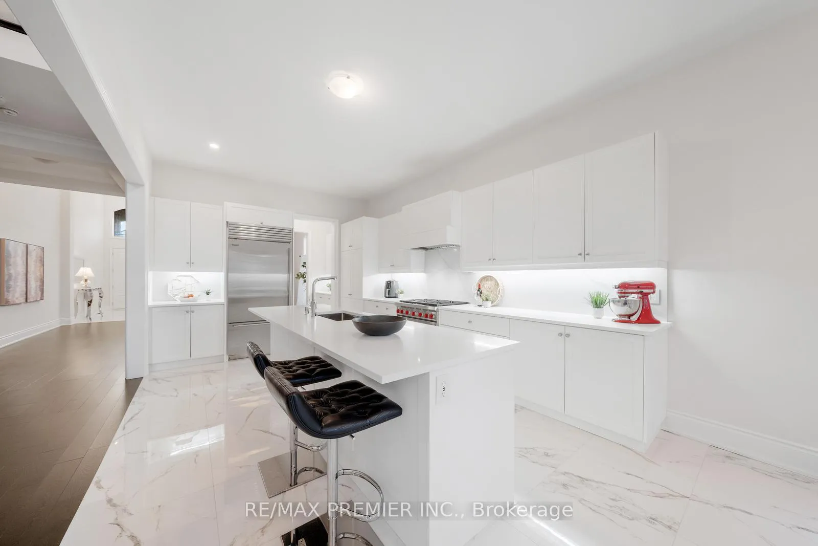Photo 15 of 57 Appleyard Avenue, Vaughan, Kleinburg — HOMEH