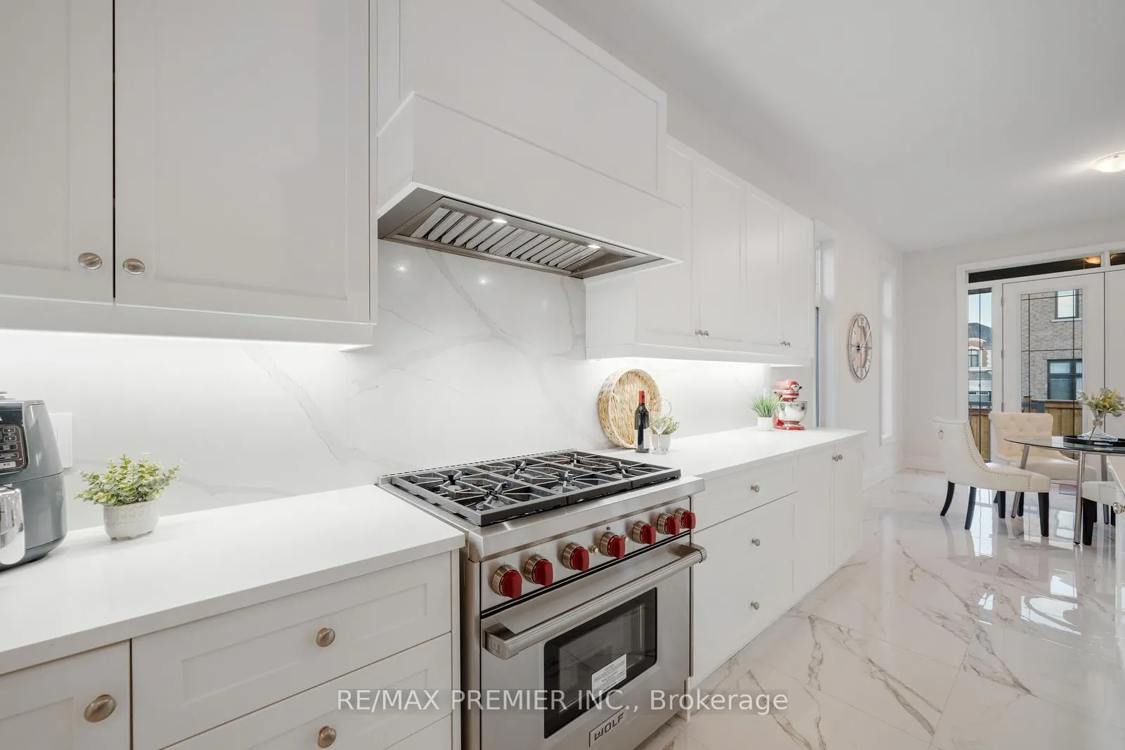 Photo 18 of 57 Appleyard Avenue, Vaughan, Kleinburg — HOMEH