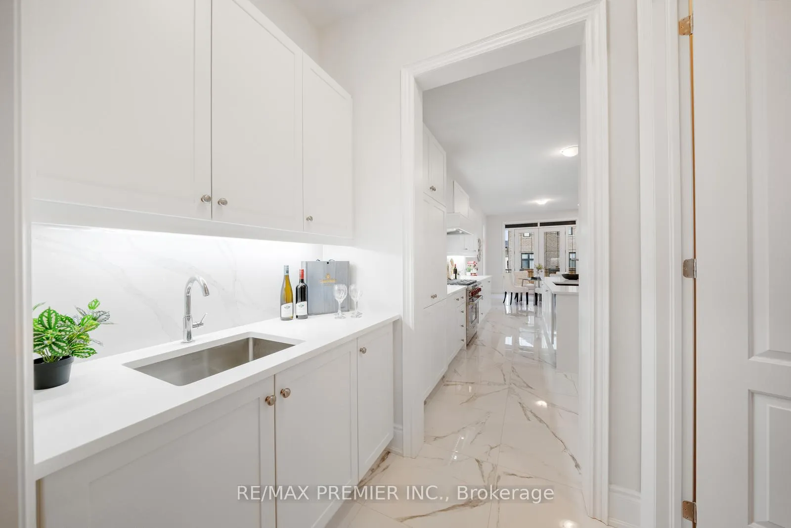 Photo 19 of 57 Appleyard Avenue, Vaughan, Kleinburg — HOMEH
