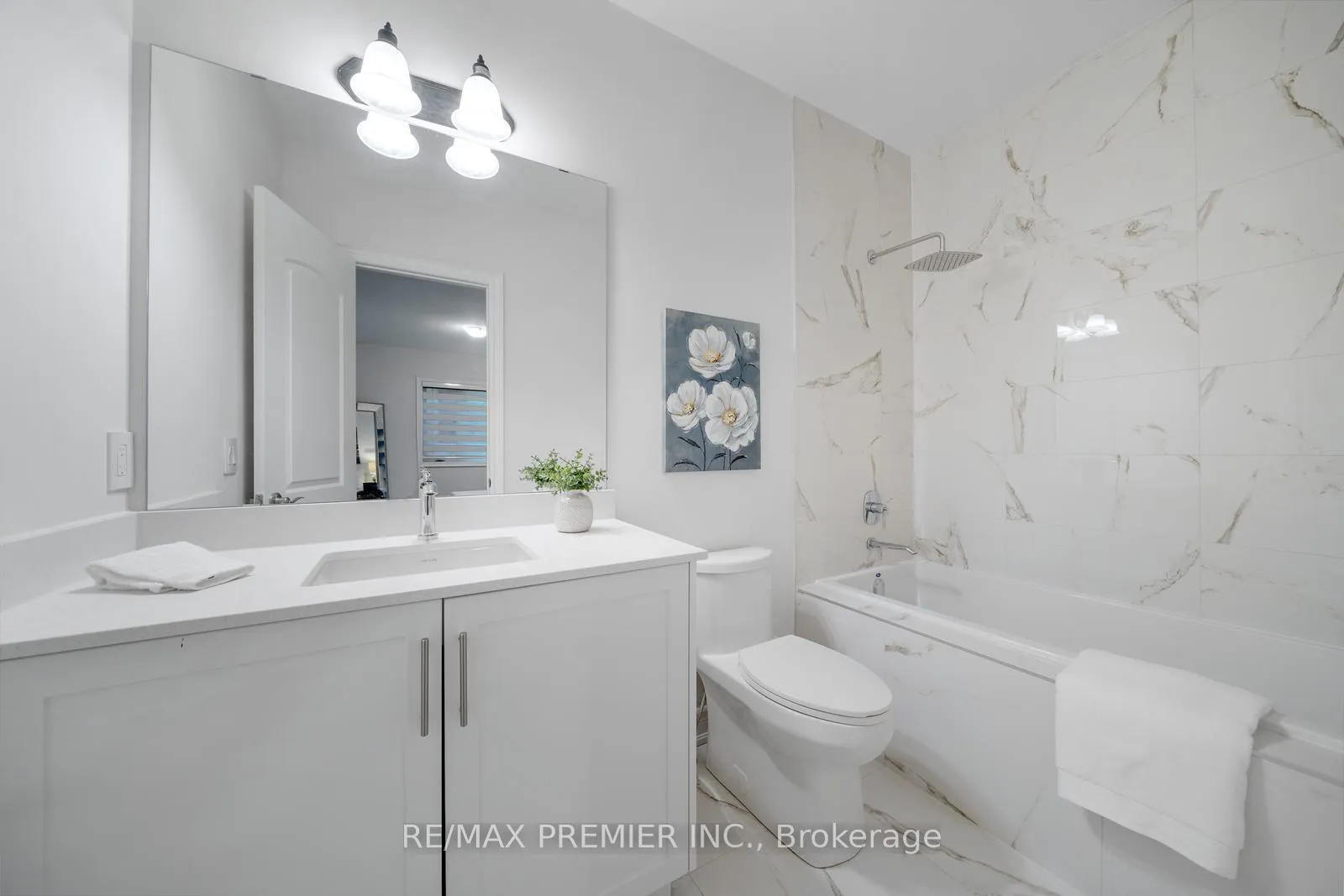 Photo 36 of 57 Appleyard Avenue, Vaughan, Kleinburg — HOMEH